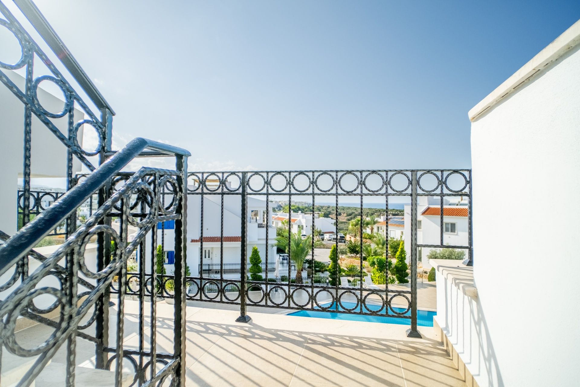 Апартаменты loft 1+1( 60 м² ) с террасой  на первой береговой линии — фото 49