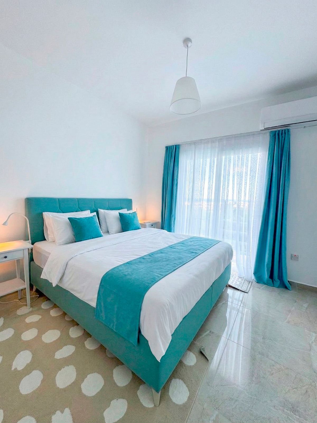 3-комнатные апартаменты 77 м² с видом на море и горы — фото 16