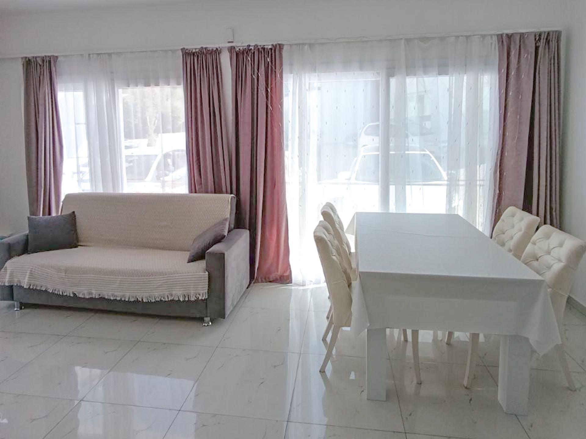 3-комнатные апартаменты 77 м² с мебелью и техникой в Лапте — фото 4