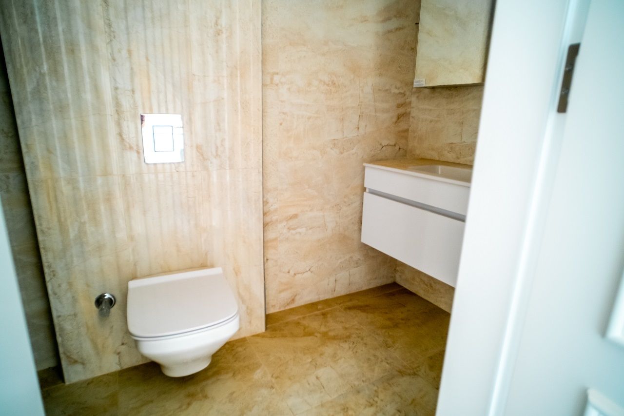 Квартира 4+1 (230 м2) с частным бассейном в Беллапаисе — фото 44