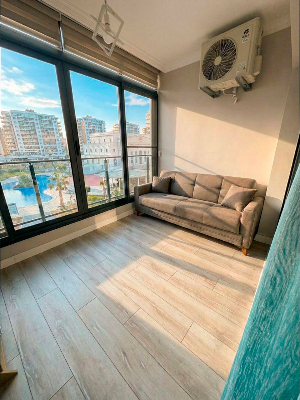 3-комнатные апартаменты 76 м² с террасой 9 м² в курортном комплексе — фото 16