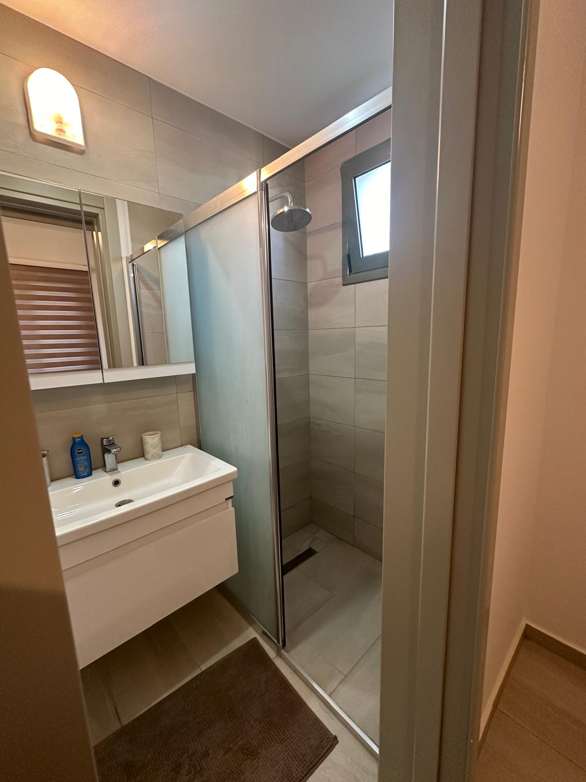 3-комнатные апартаменты 74м² с мебелью и техникой — фото 8