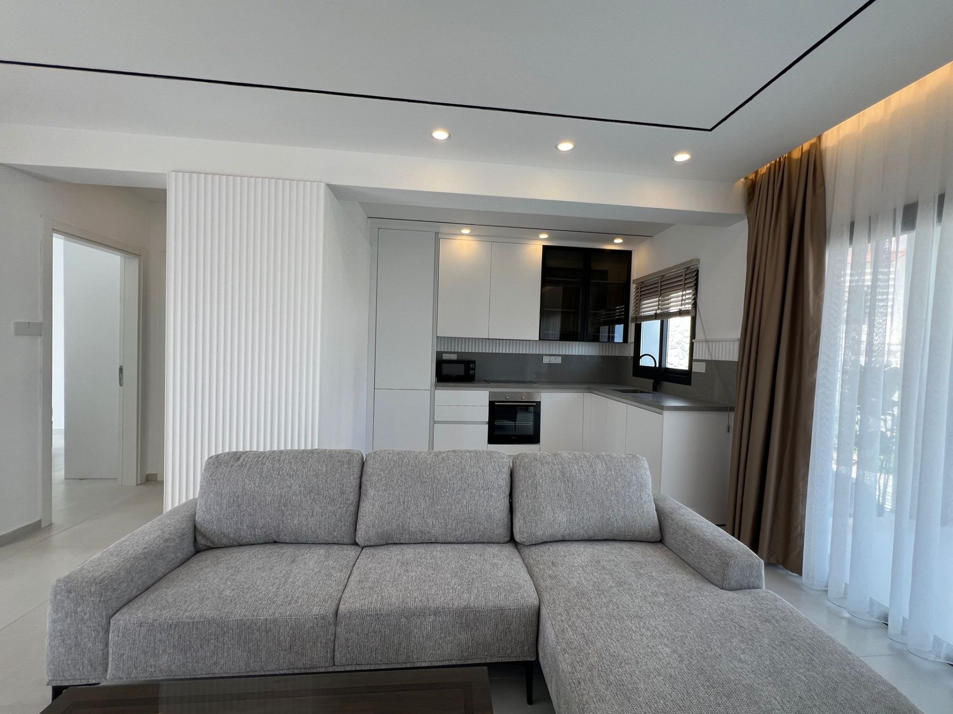 2-комнатные апартаменты 57 м² с мебелью и техникой в элитном комплексе в Эсентепе — фото 9