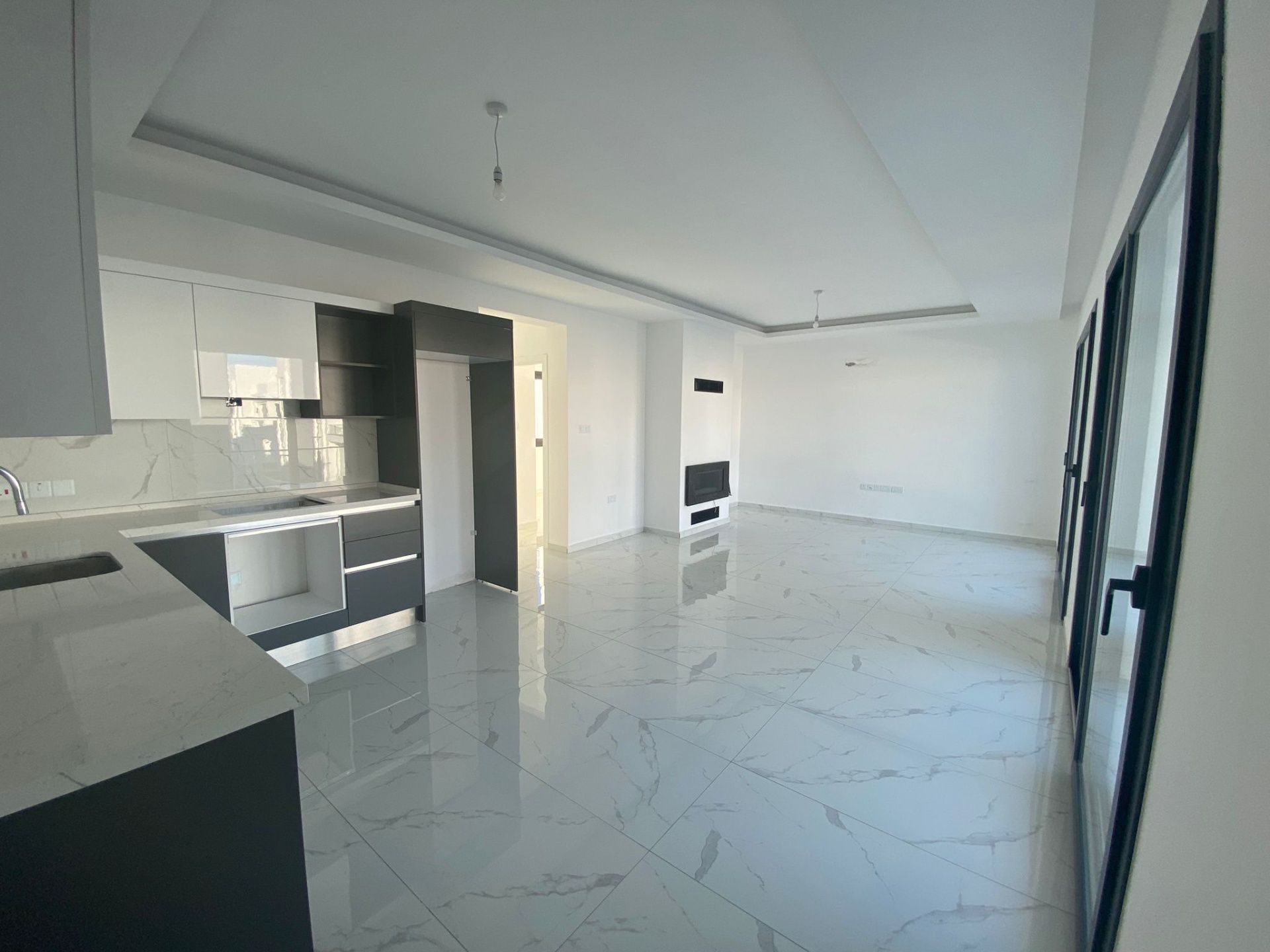 Квартира 2+1 (89 м2) с балконом и террасой на крыше 89 м2 в Енибоазичи — фото 20