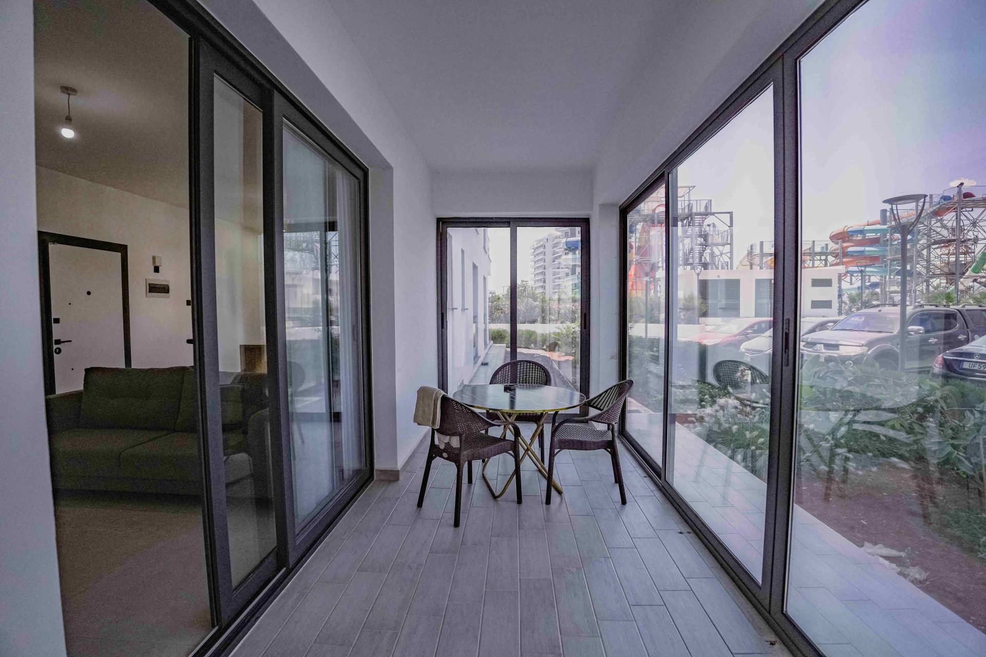 2-комнатные апартаменты 63 м² с террасой 12 м² в курортном комплексе — фото 14