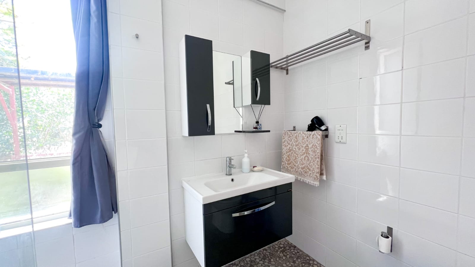 4-комнатные апартаменты 112 м² c террасой 15 м² в 450 метрах от моря — фото 12