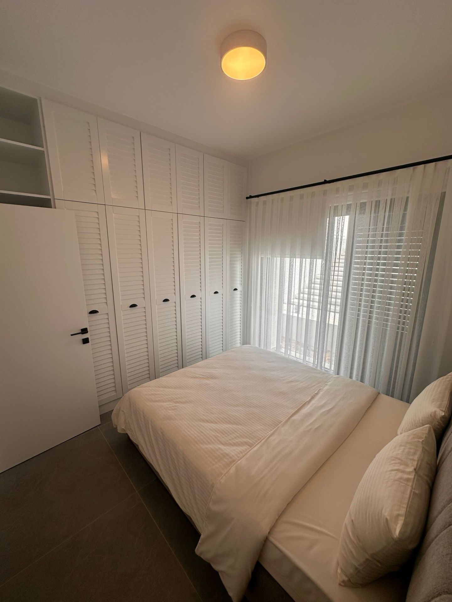 3-комнатные апартаменты 116 м² с собственным садом 55 м² в Алсанджаке — фото 32