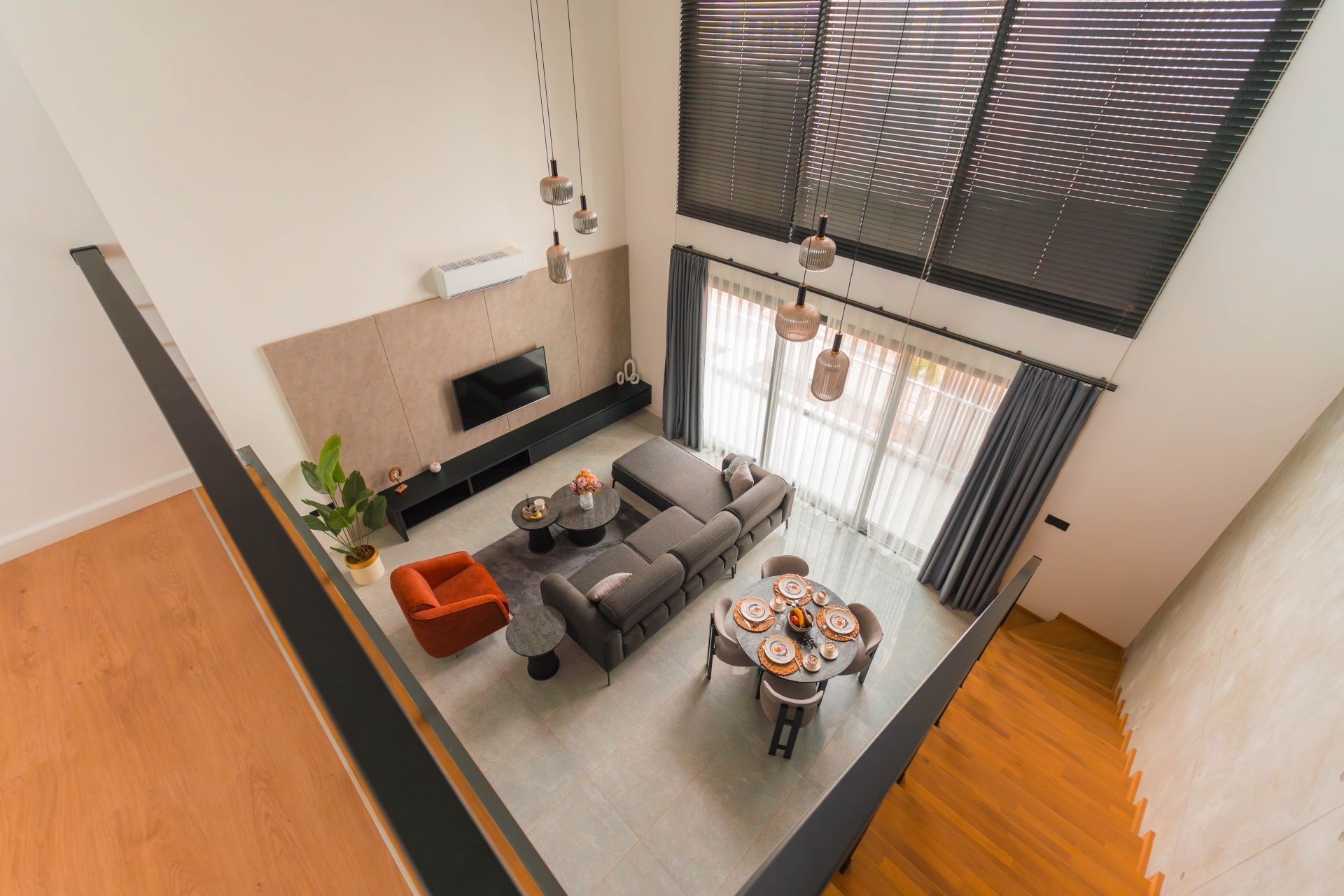 3-комнатные апартаменты loft 104 м² с террасой 9 м² с дизайн-пакетом — фото 5