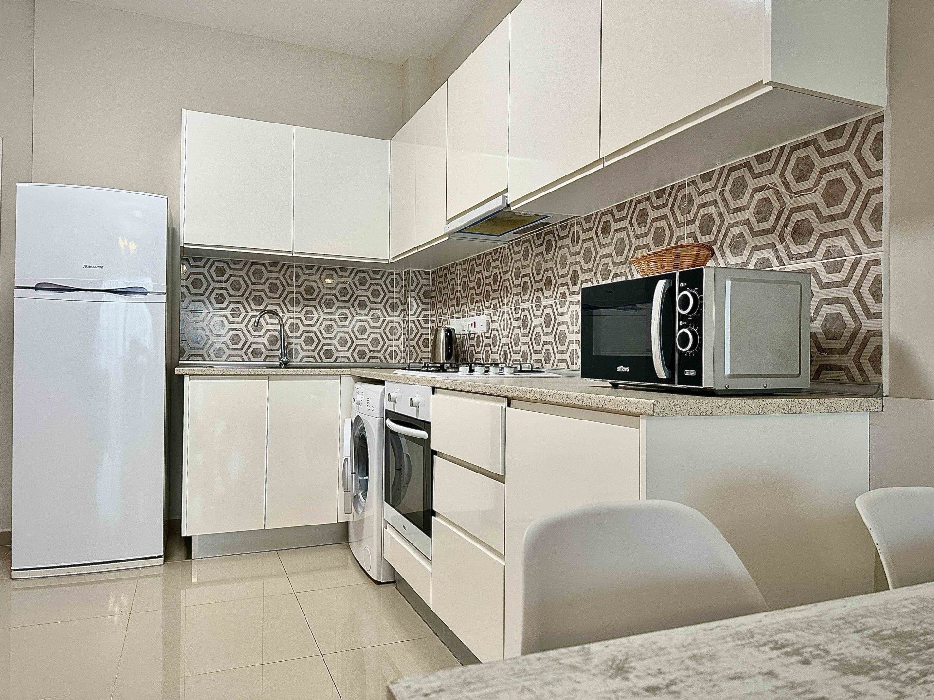 2-комнатные апартаменты 65м2 с балконом 8м2 в курортном комплексе — фото 15