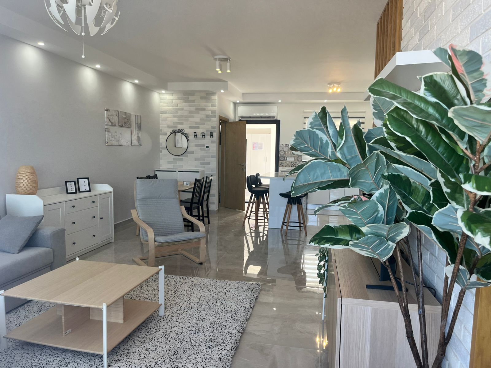 Двухэтажные апартаменты 2+1 (108 м2 ) в красивом комплексе в Эсентепе — фото 6