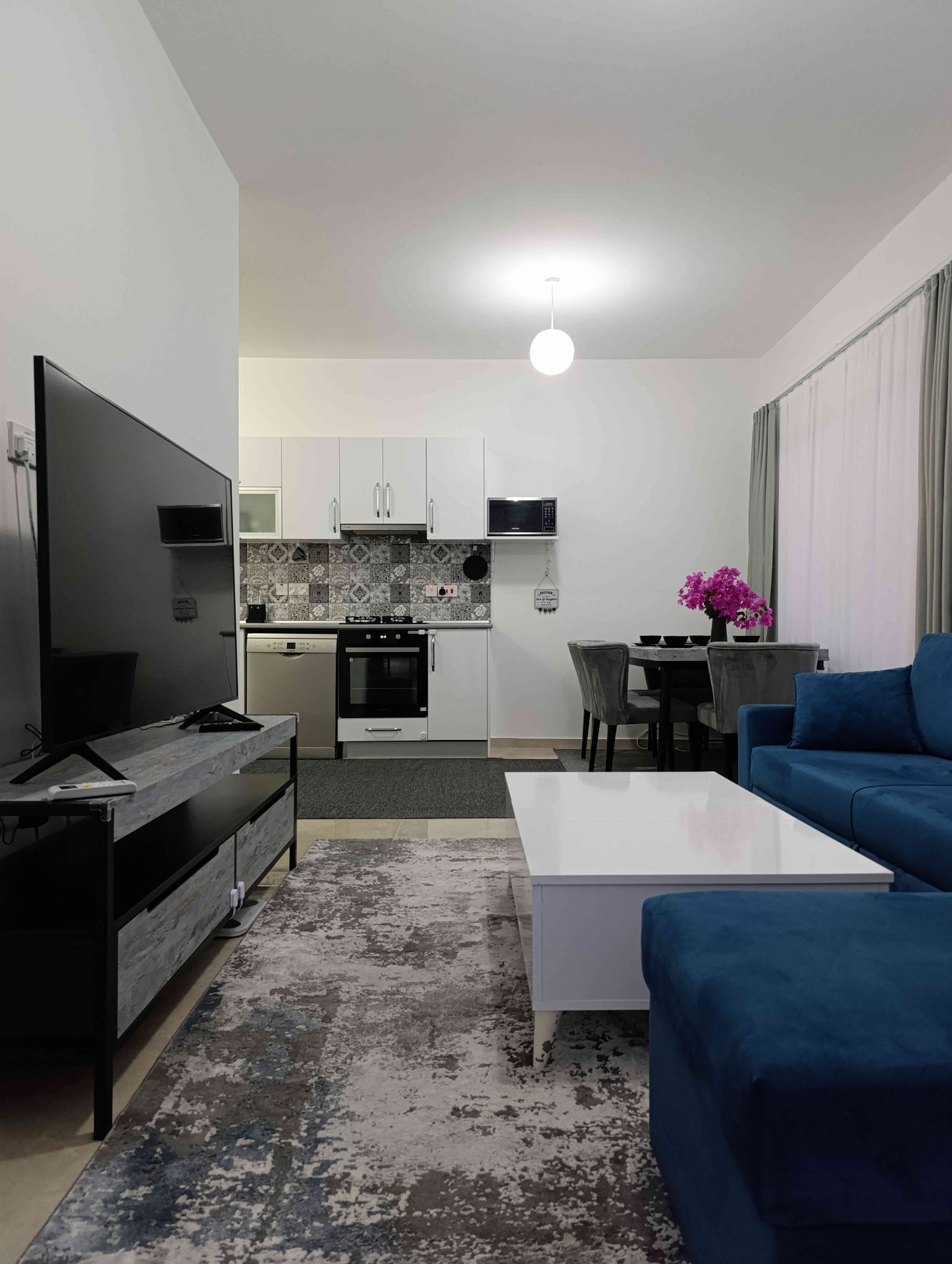 3-комнатные апартаменты 77 м² с мебелью и технкой — фото 6