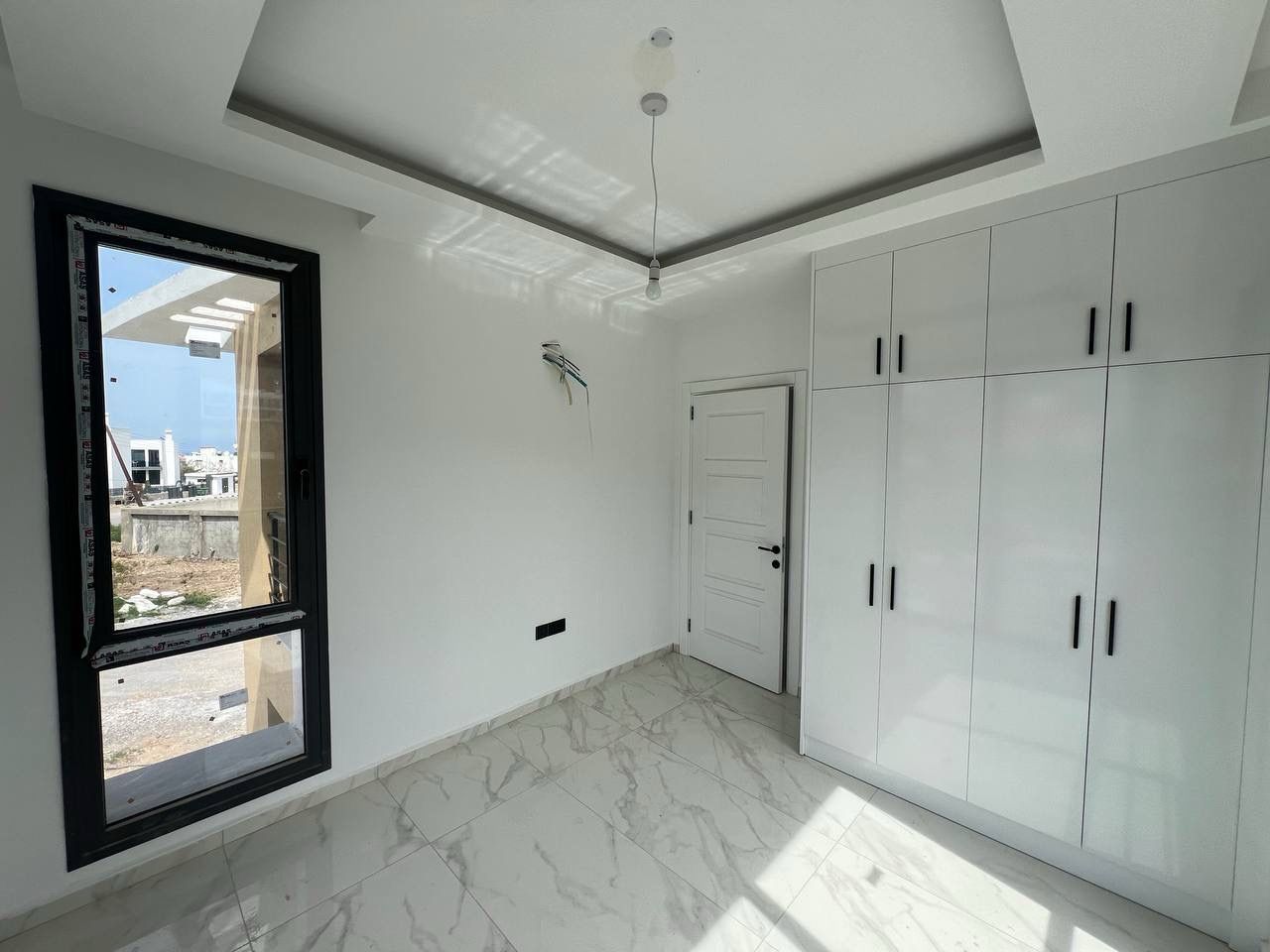 3-комнатные апартаменты 69м2 с террасой в Алсанджаке — фото 13