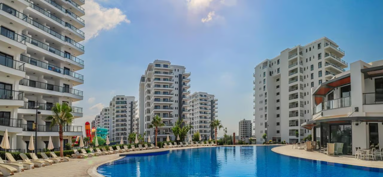 2-комнатные апартаменты 63 м² с террасой 12 м² в курортном комплексе — фото 20