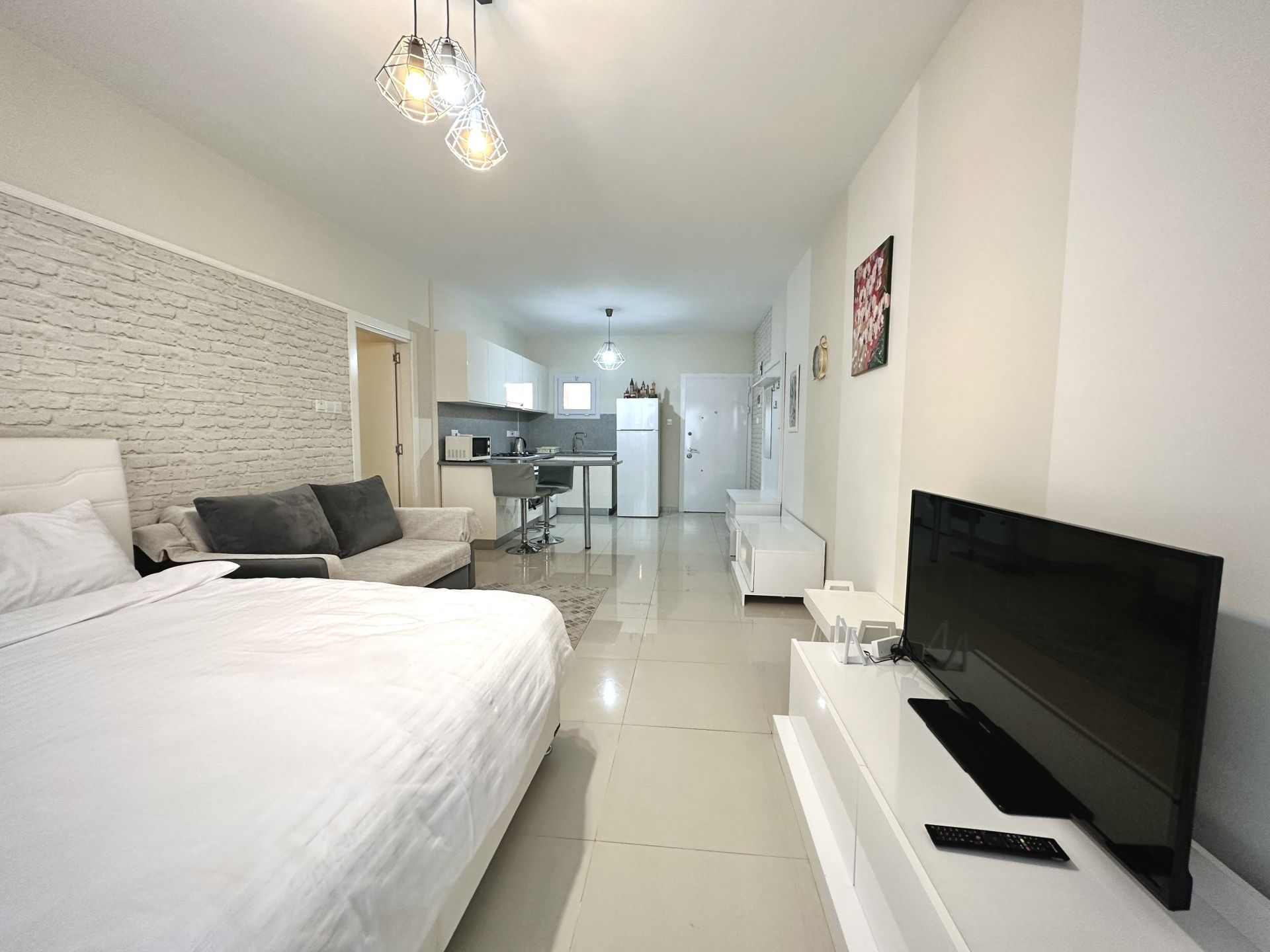 Студия 51 м² с террасой 8,2 м², откуда открывается вид на море — фото 4