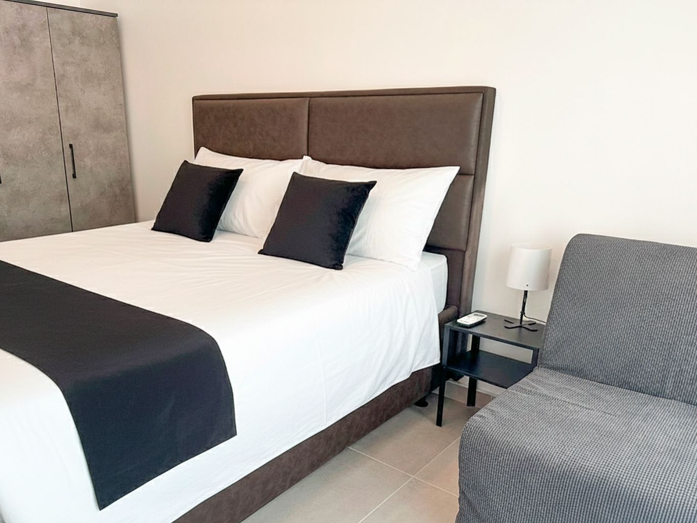 2-комнатные апартаменты 69 м² с террасой 13 м² в курортном комплексе — фото 9