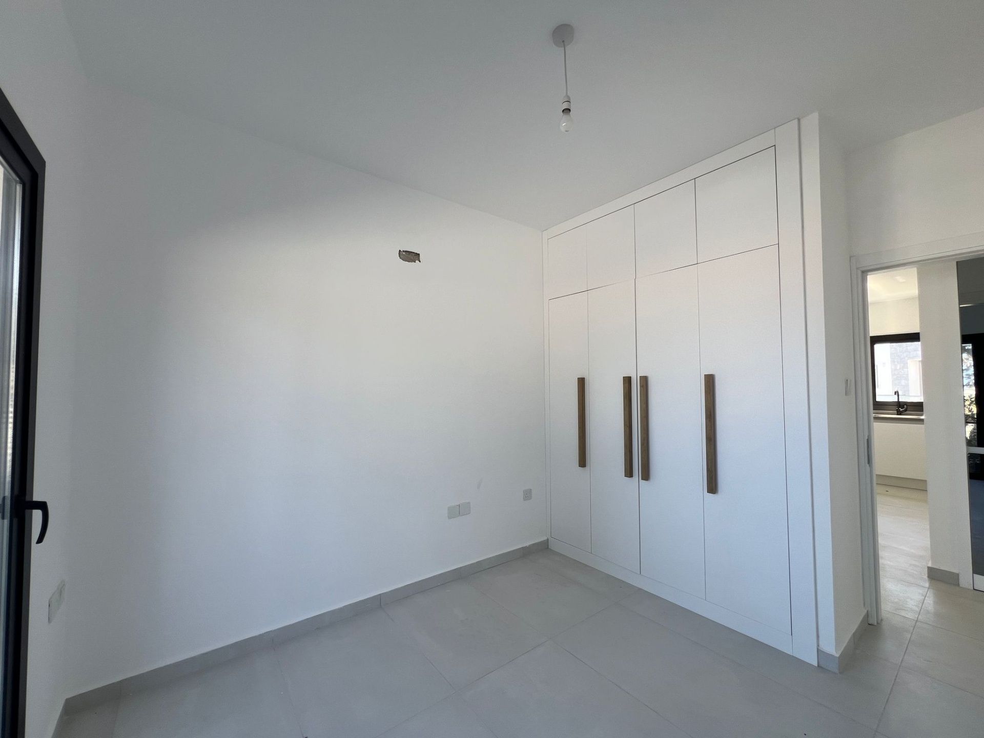4-комнатные апартаменты 117 м² с террасой 11 м² с мебелью и техникой в Эсентепе — фото 13