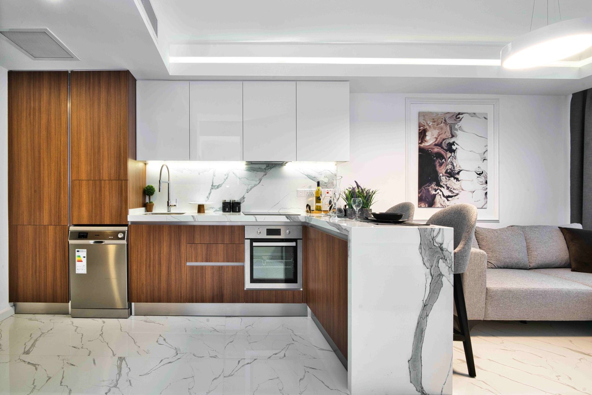 2-комнатные апартаменты 64 м² с террасой 8,5 м² и дизайн-пакетом в роскошном комплексе — фото 6