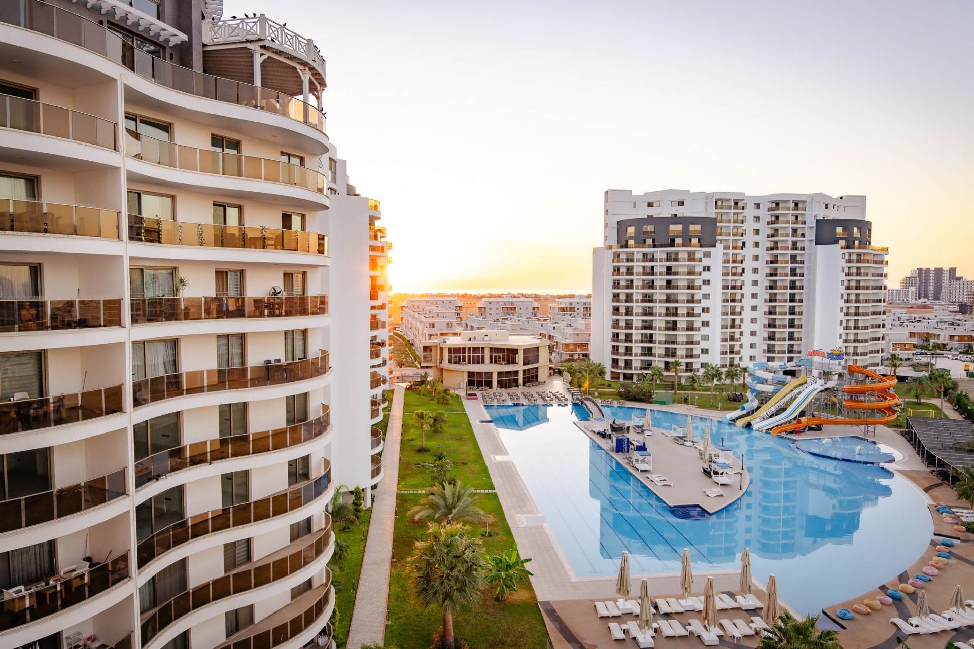 Меблированная студия 57 м² в курортном комплексе 5-звёздочного уровня — фото 11