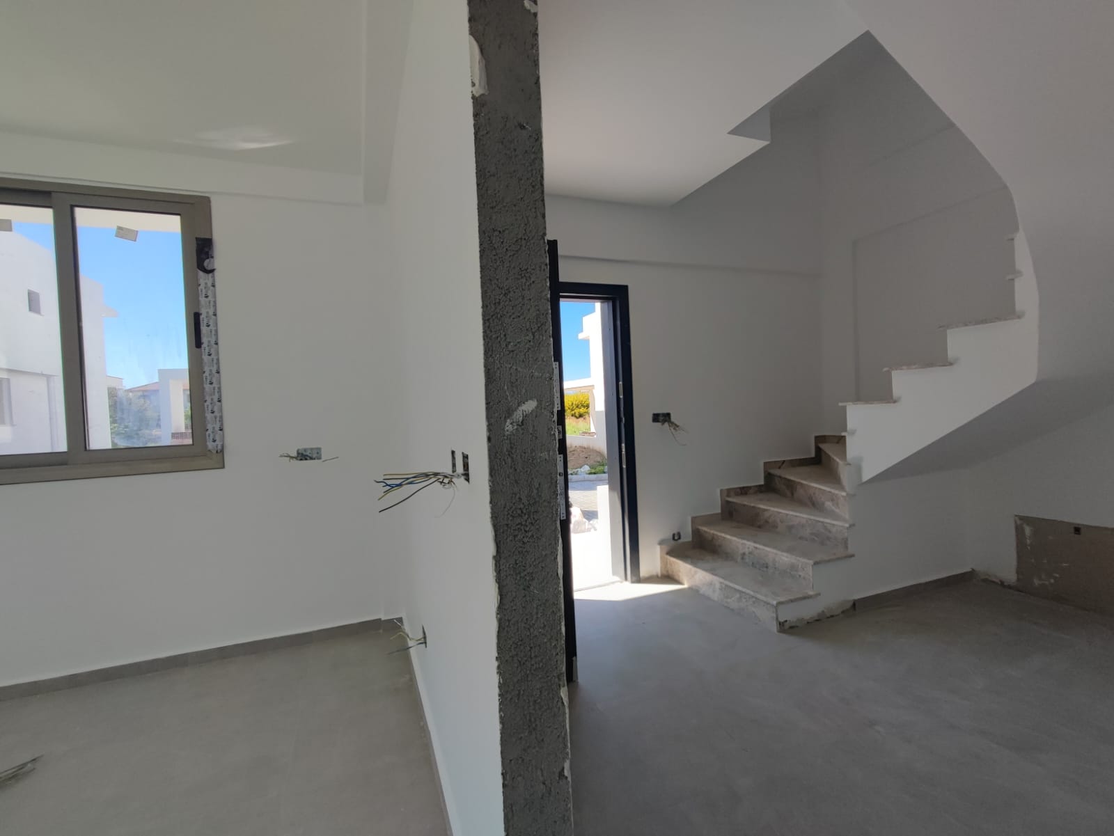 4-комнатная вилла 165 м² с террасой на крыше — фото 3