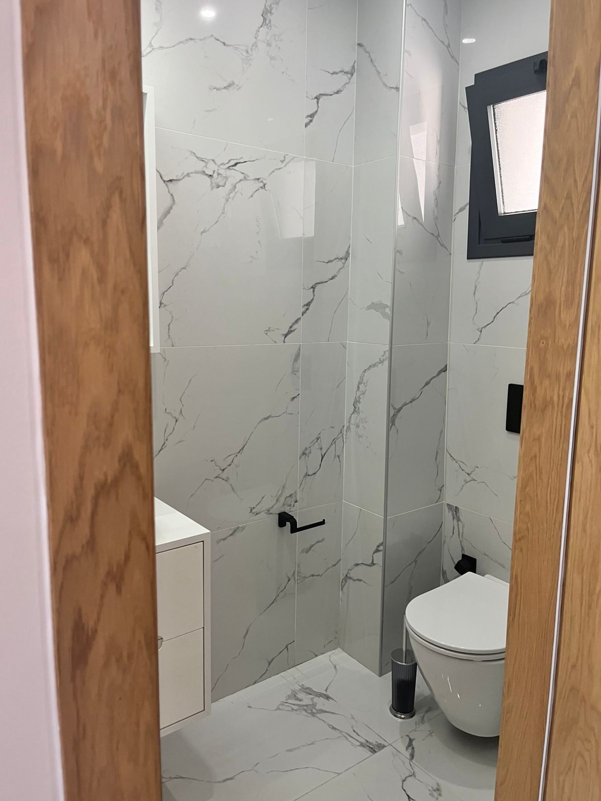 Двухэтажные апартаменты 2+1 (108 м2 ) в красивом комплексе в Эсентепе — фото 16