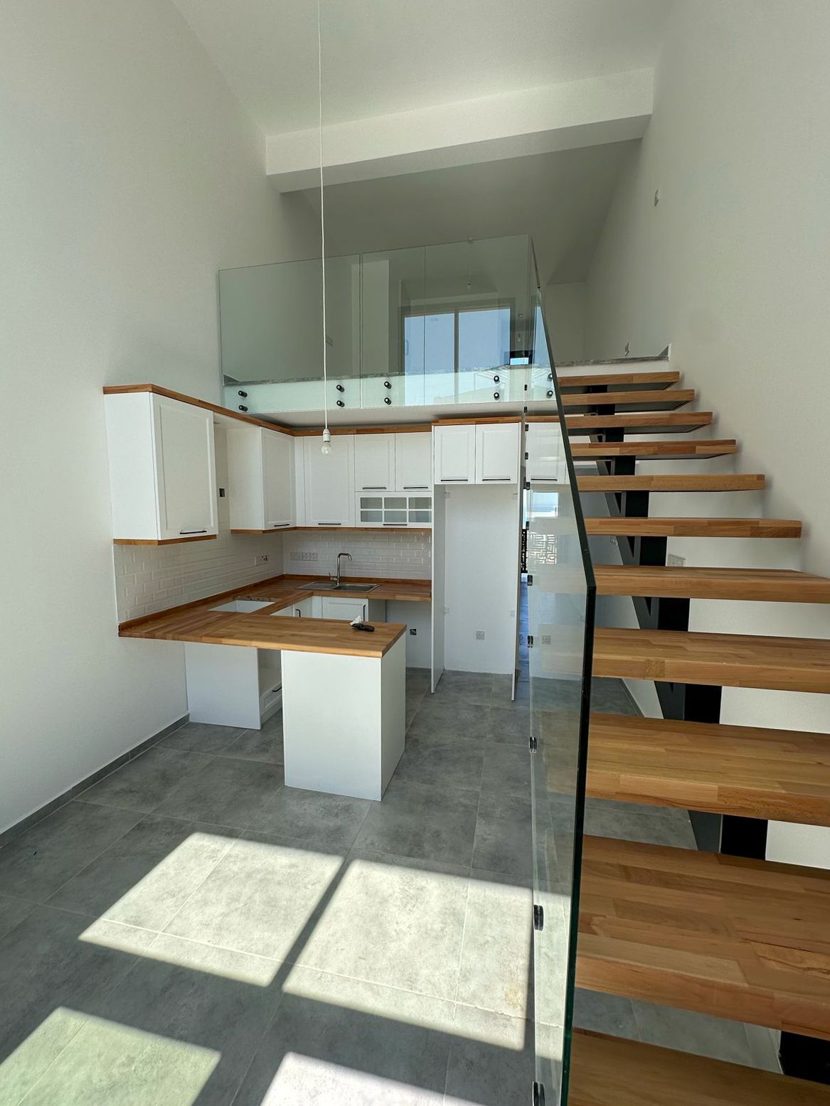 3-комнатный пентхаус loft 70 м² с террасой на крыше 35 м² с видами на море! — фото 7