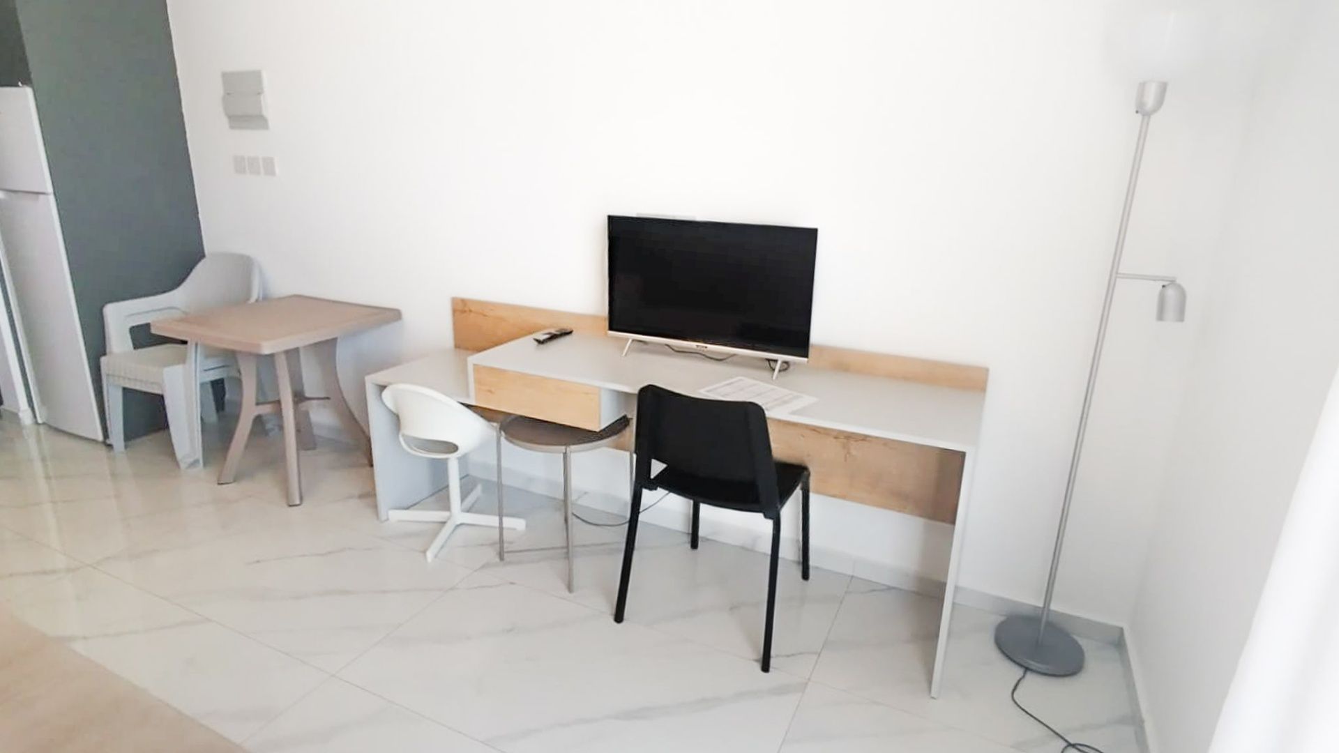 Студия 47 м² с балконом 7 м² и полной меблировкой — фото 5