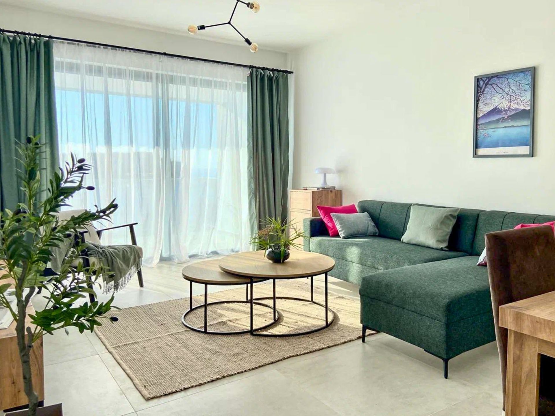 3-комнатный пентхаус 83 м² с террасой на крыше 60 м² и полным дизайн-пакетом в 200 метрах от моря! — фото 2