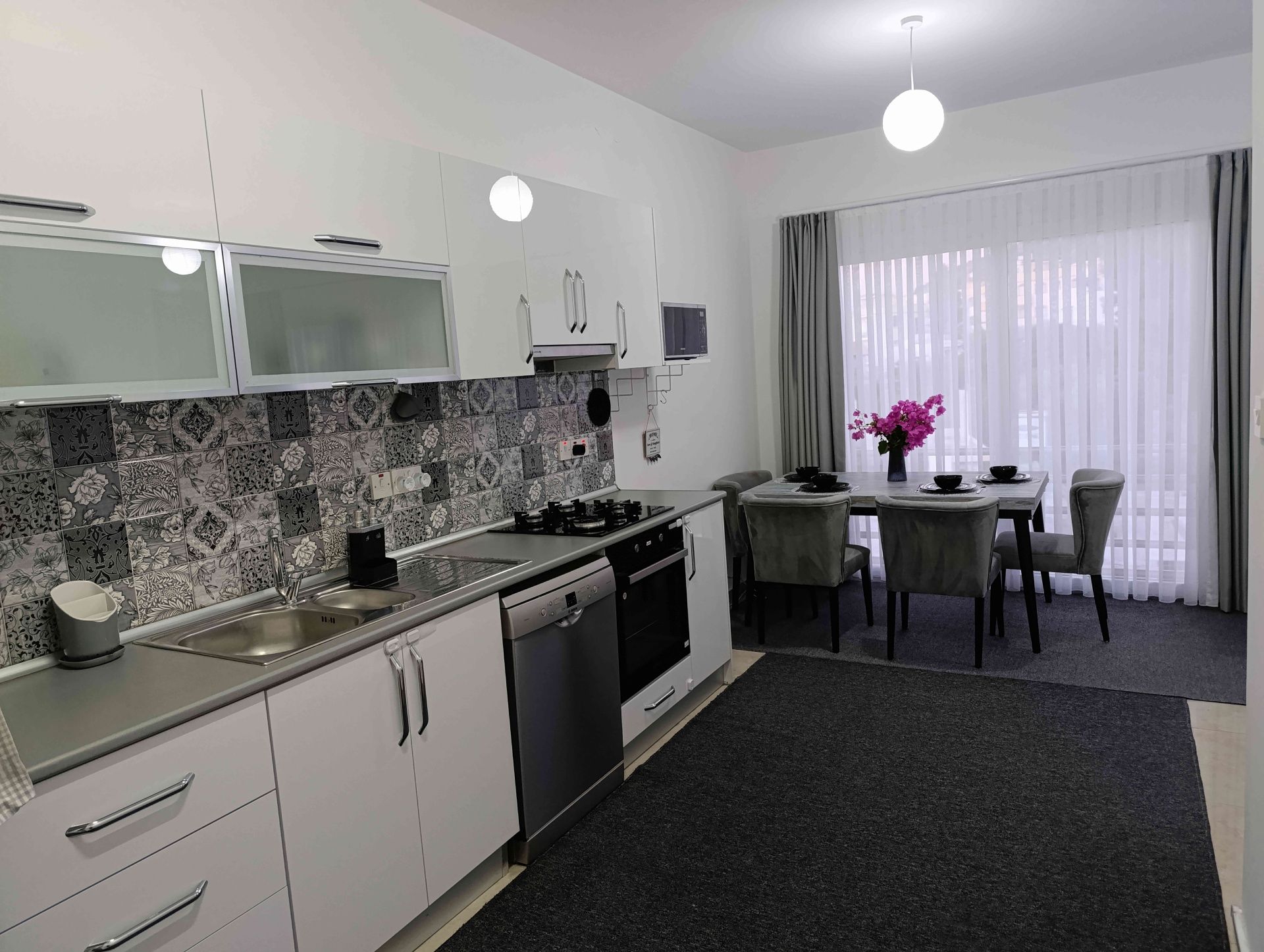 3-комнатные апартаменты 77 м² с мебелью и технкой — фото 3