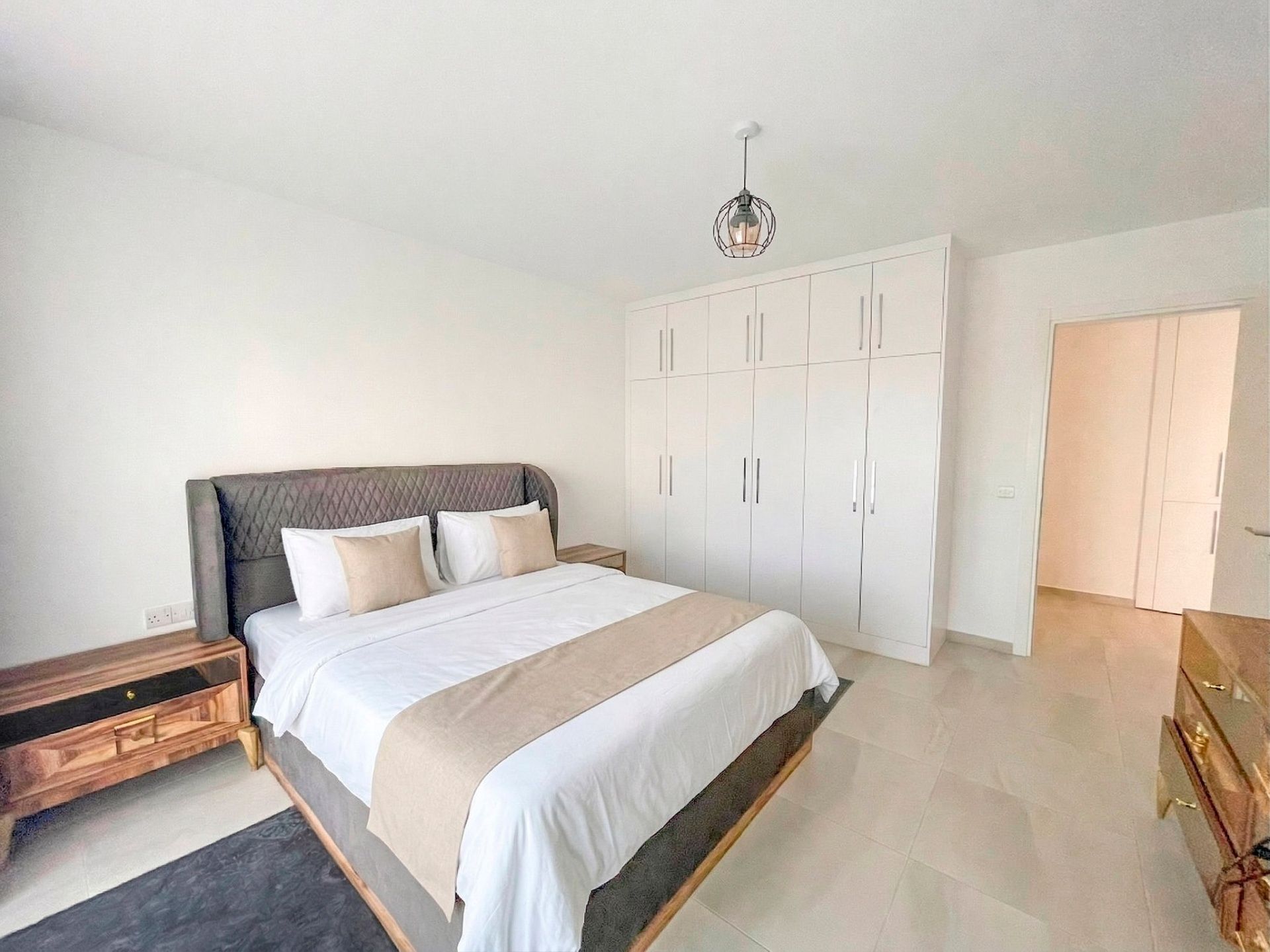 2-комнатные апартаменты 64 м² с террасой 30 м² и прямым видом на море из спальни! — фото 11