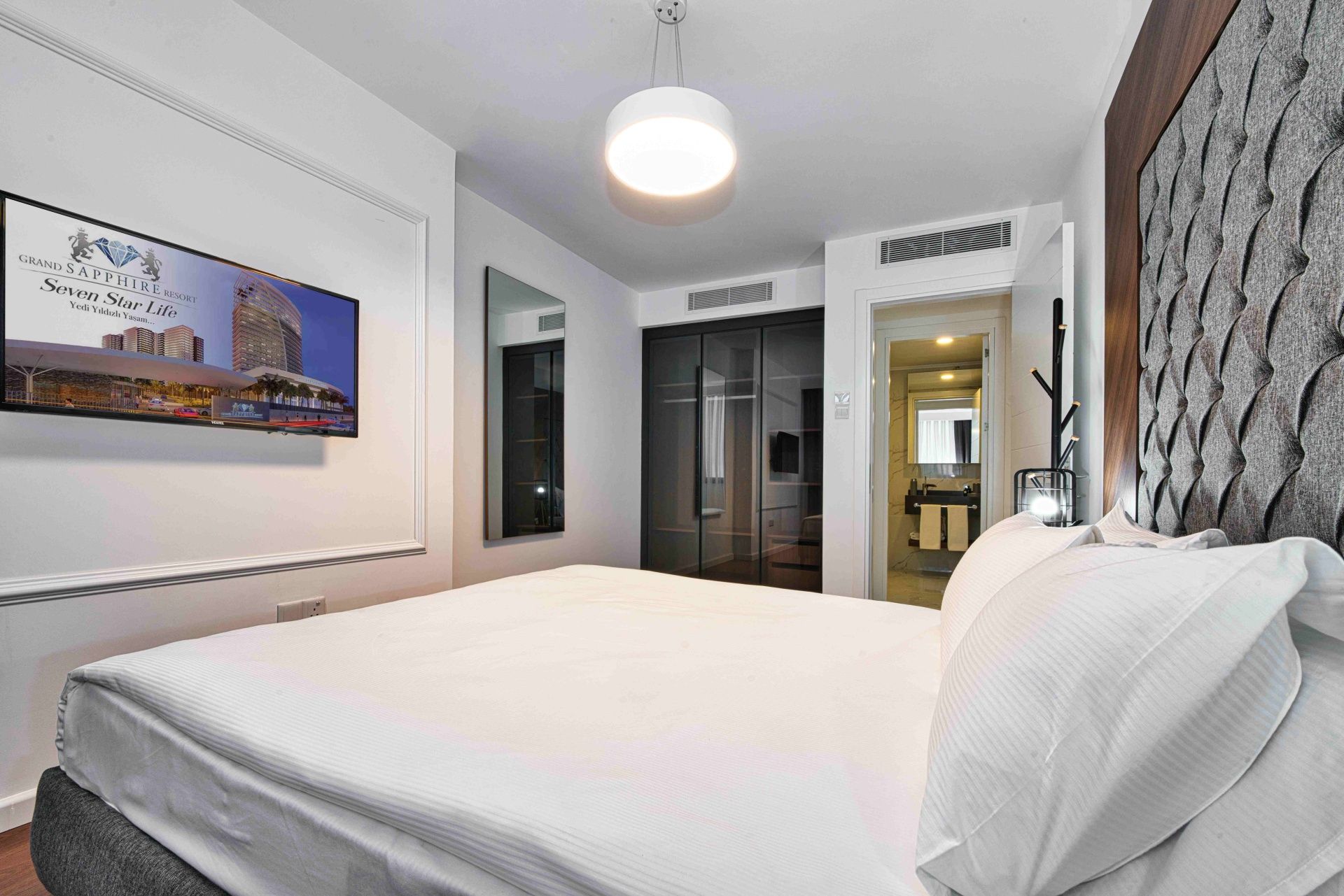 2-комнатные апартаменты 64 м² с террасой 8,5 м² и дизайн-пакетом в роскошном комплексе — фото 10