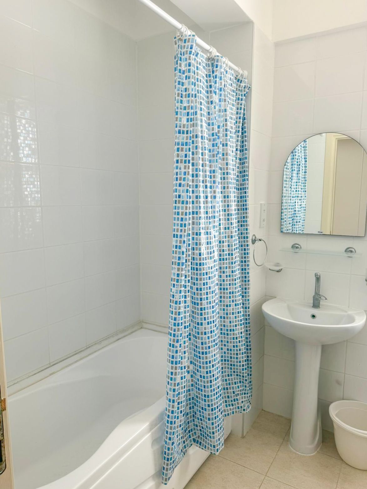 3-комнатные апартаменты 77 м² c террасой 20 м² в 400 метрах от моря — фото 10