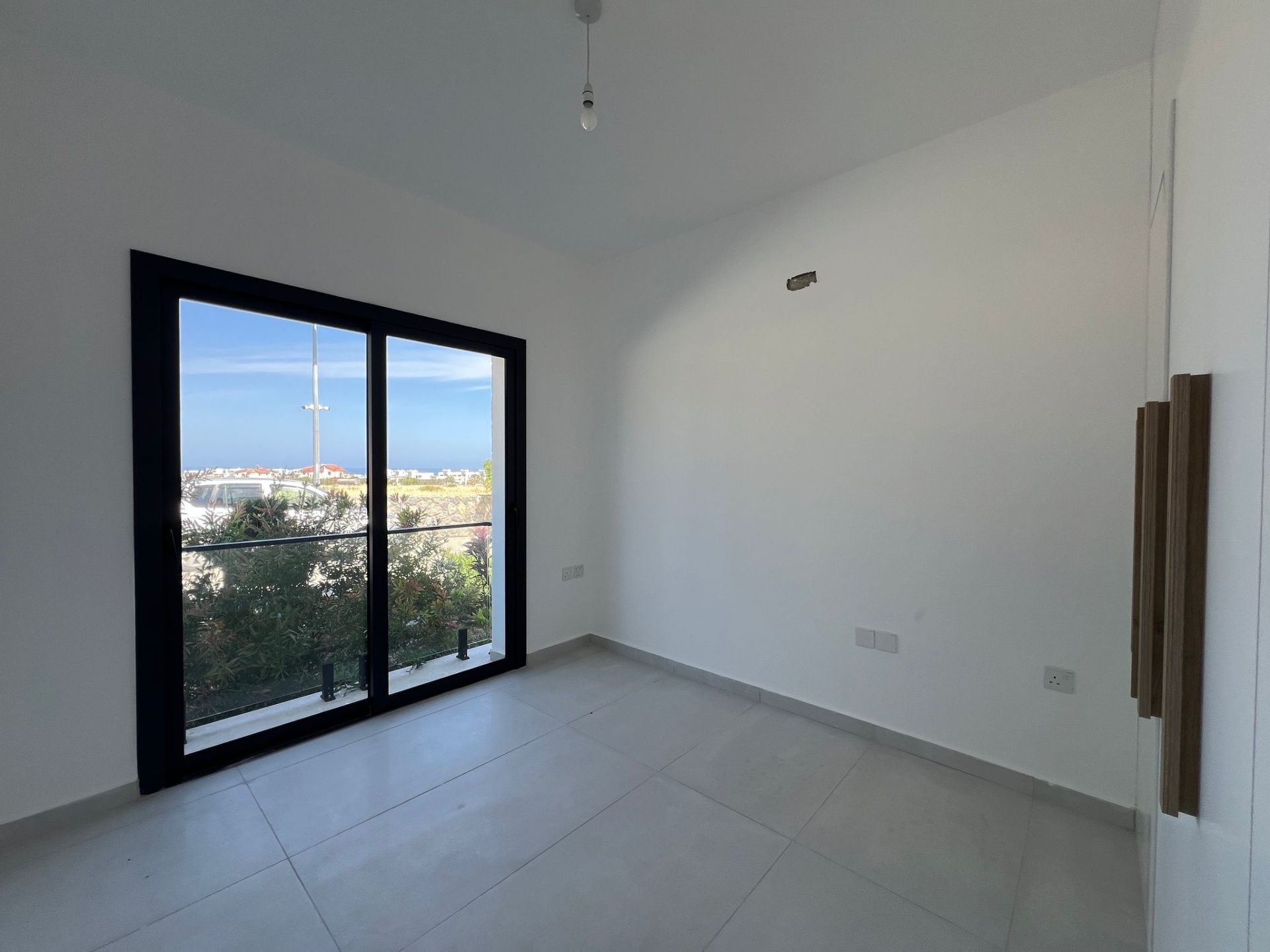 4-комнатные апартаменты 117 м² с террасой 11 м² с мебелью и техникой в Эсентепе — фото 16
