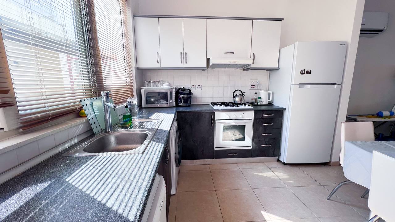 4-комнатные апартаменты 112 м² c террасой 15 м² в 450 метрах от моря — фото 3