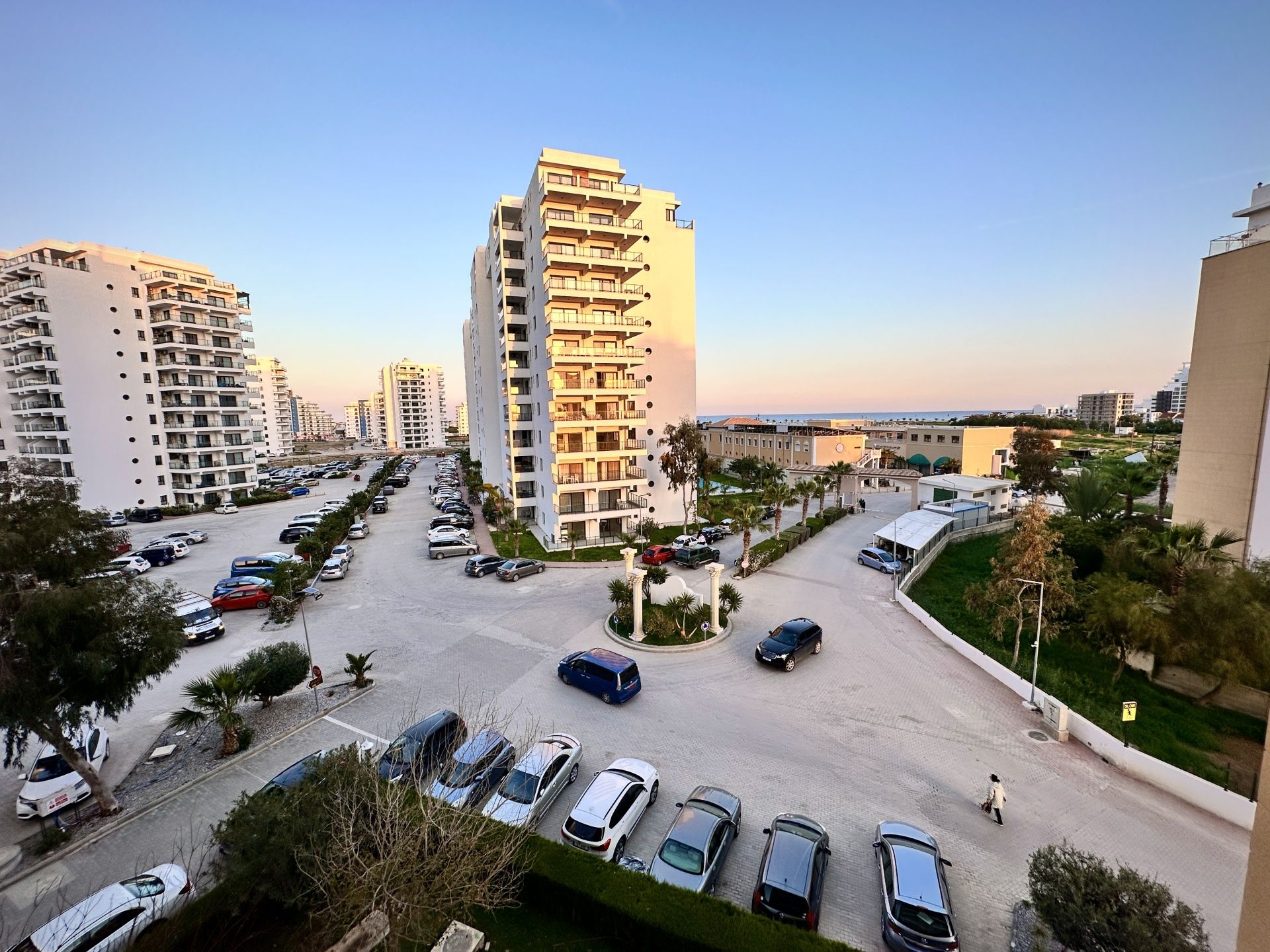 Студия 51 м² с террасой 8,2 м², откуда открывается вид на море — фото 31