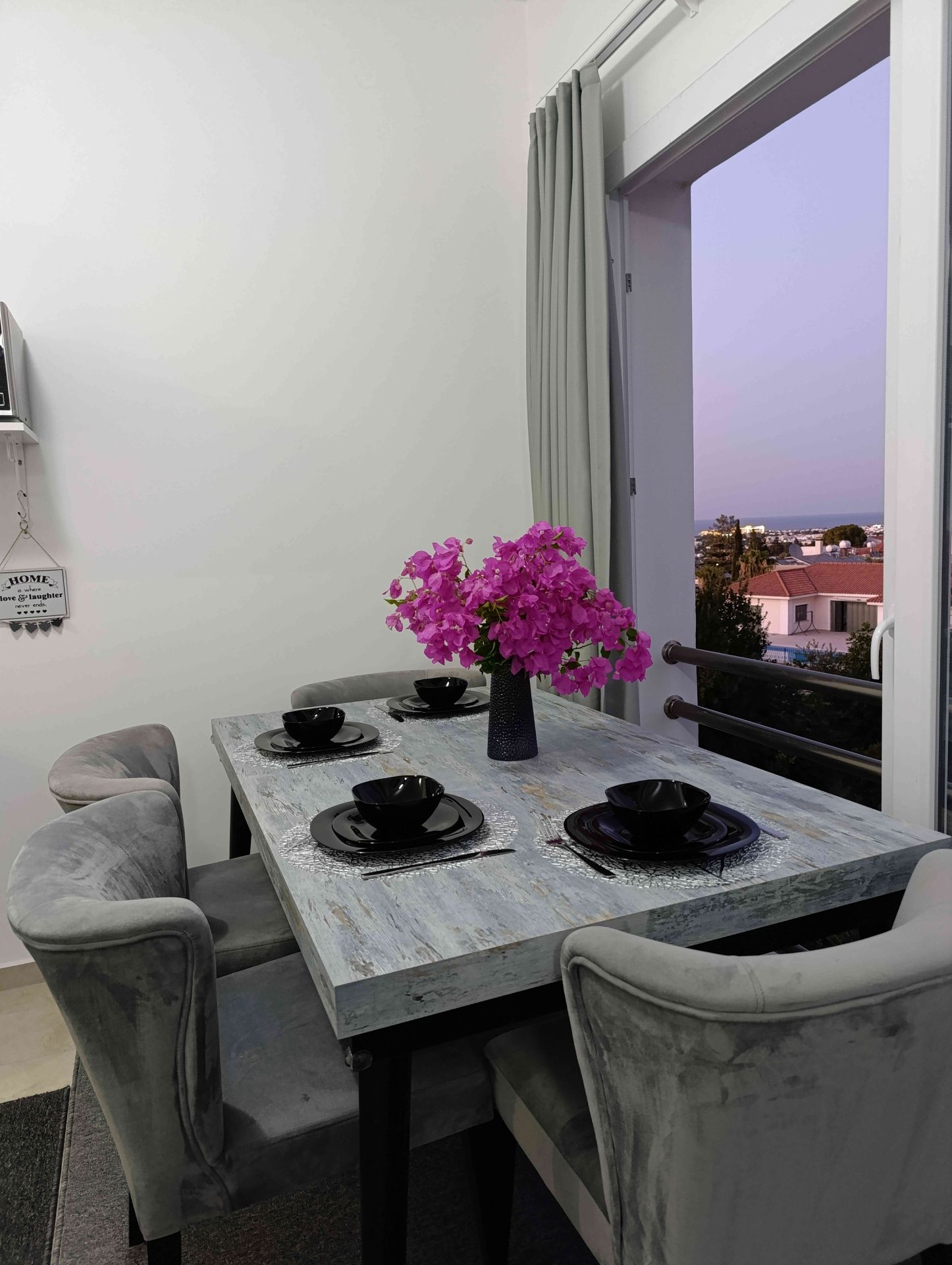 3-комнатные апартаменты 77 м² с мебелью и технкой — фото 8