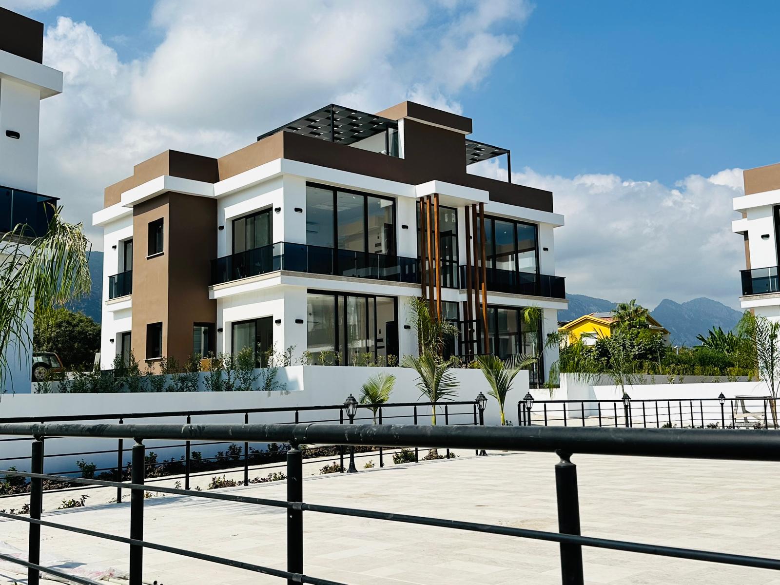 3-комнатные апартаменты 102 м² с террасой 25 м² и садом 58 м² — фото 3