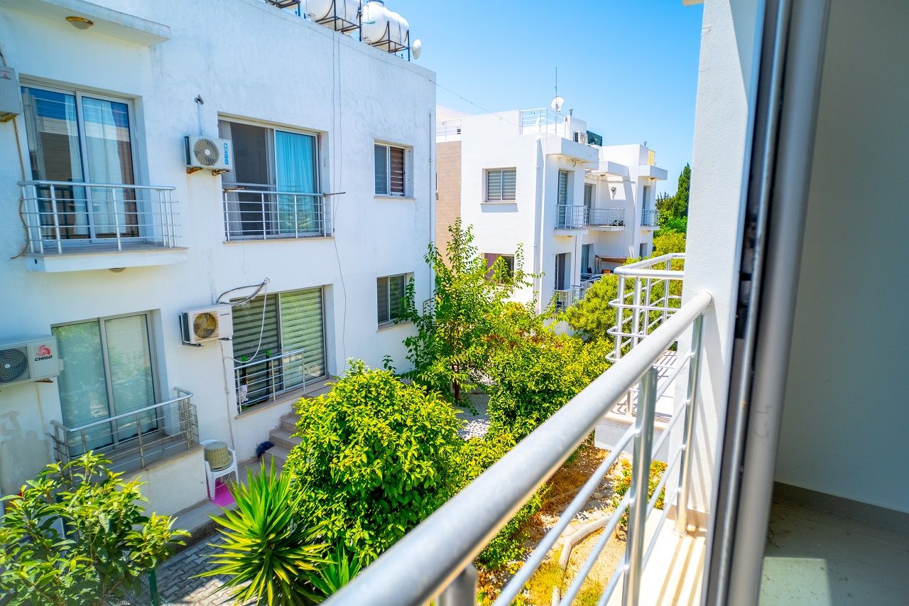 2-комнатные апартаменты-пентхаус 40 м² с террасой в Алсанджаке — фото 2