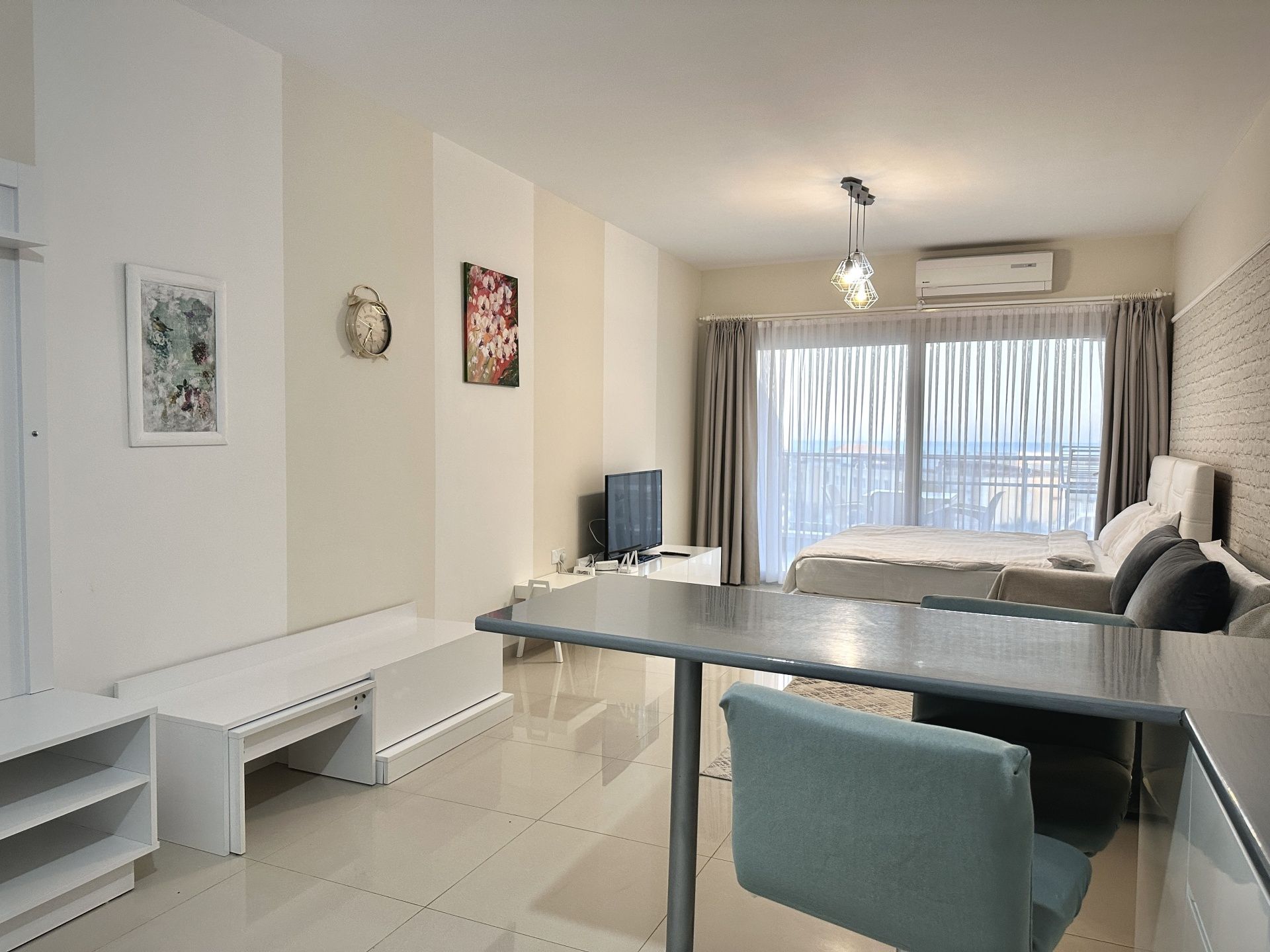 Студия 51 м² с террасой 8,2 м², откуда открывается вид на море — фото 14
