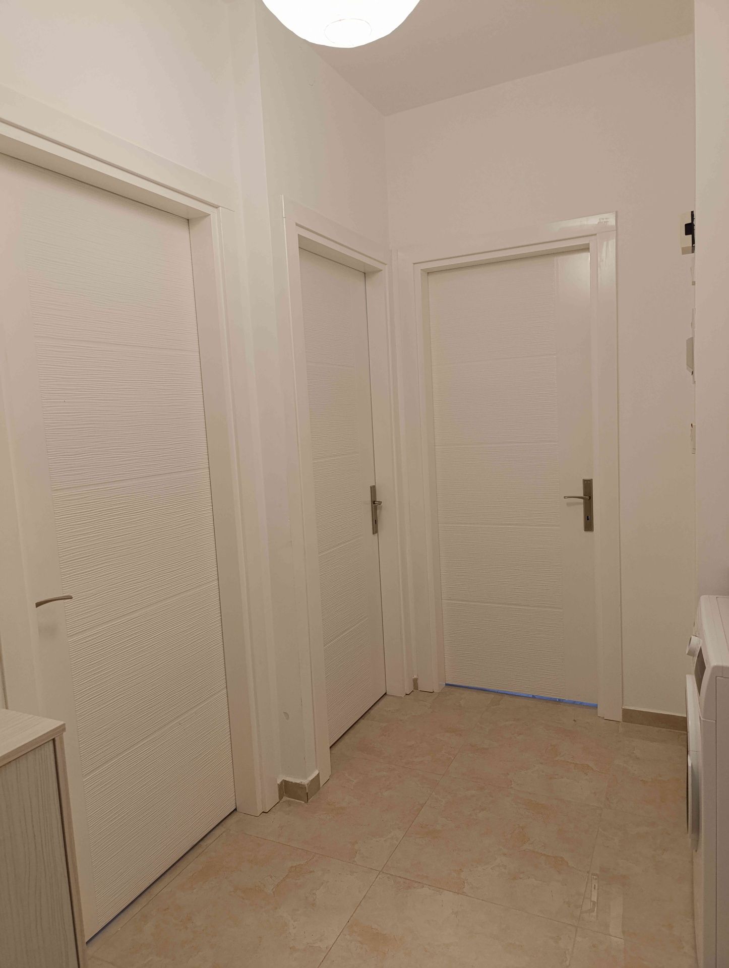 3-комнатные апартаменты 77 м² с мебелью и технкой — фото 17
