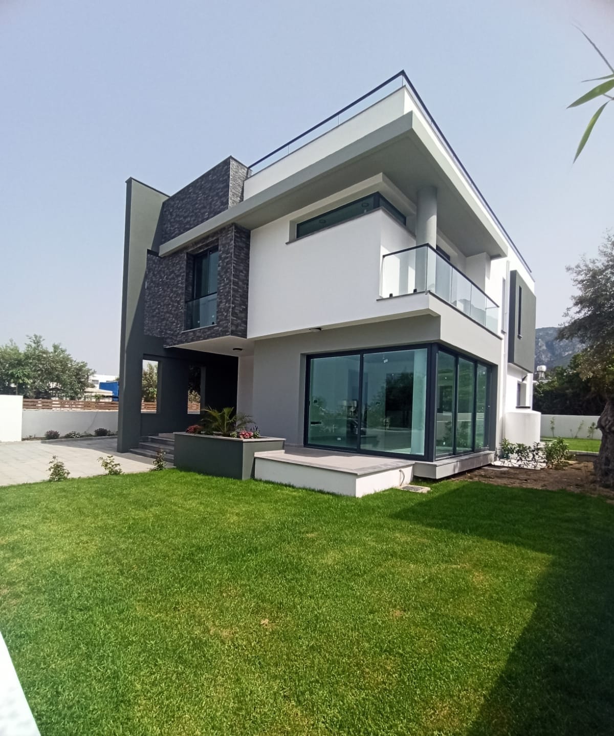 Вилла 4+1 (180 м²) в 10 минутах от моря