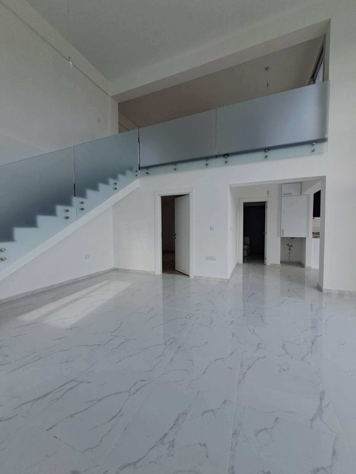 3-комнатные апартаменты loft 140 м² с большой террасой 38 м² в уютном комплексе — фото 7
