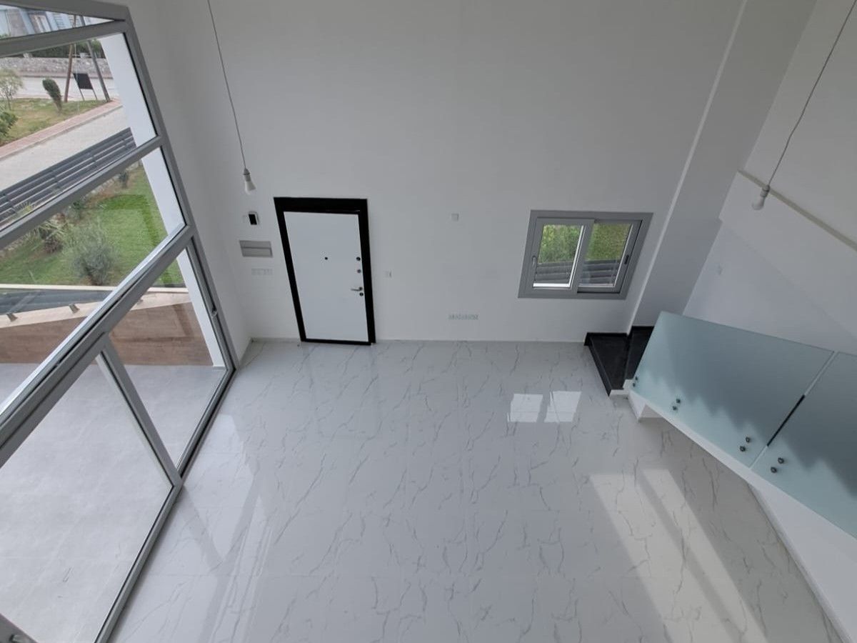 3-комнатные апартаменты loft 140 м² с большой террасой 38 м² в уютном комплексе — фото 2