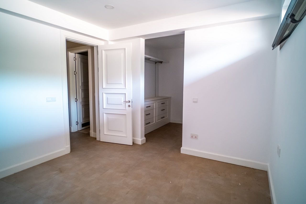 Квартира 4+1 (230 м2) с частным бассейном в Беллапаисе — фото 52