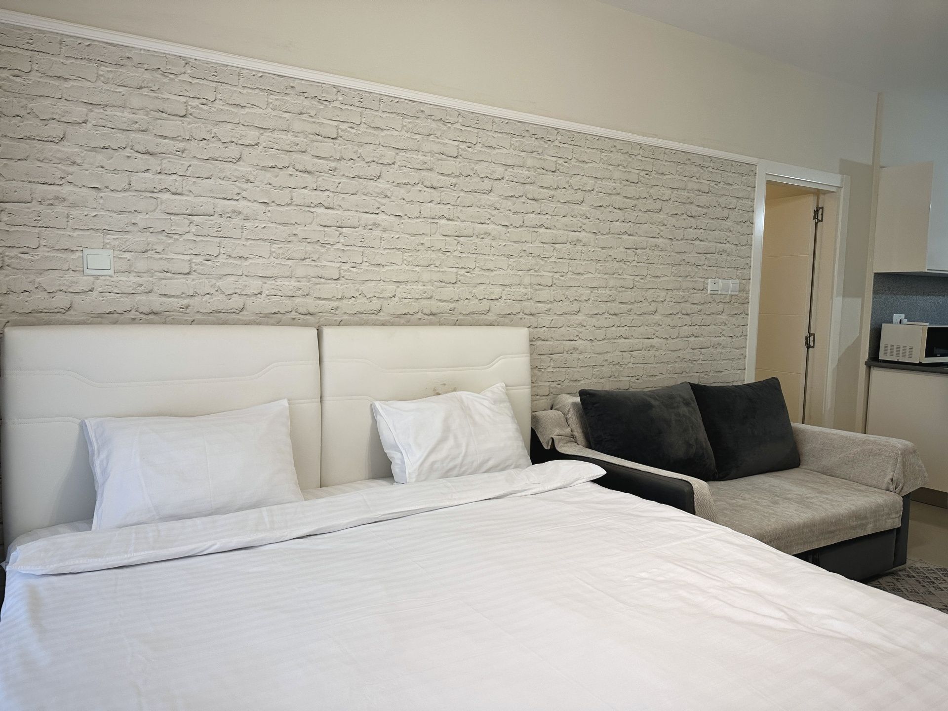 Студия 51 м² с террасой 8,2 м², откуда открывается вид на море — фото 6