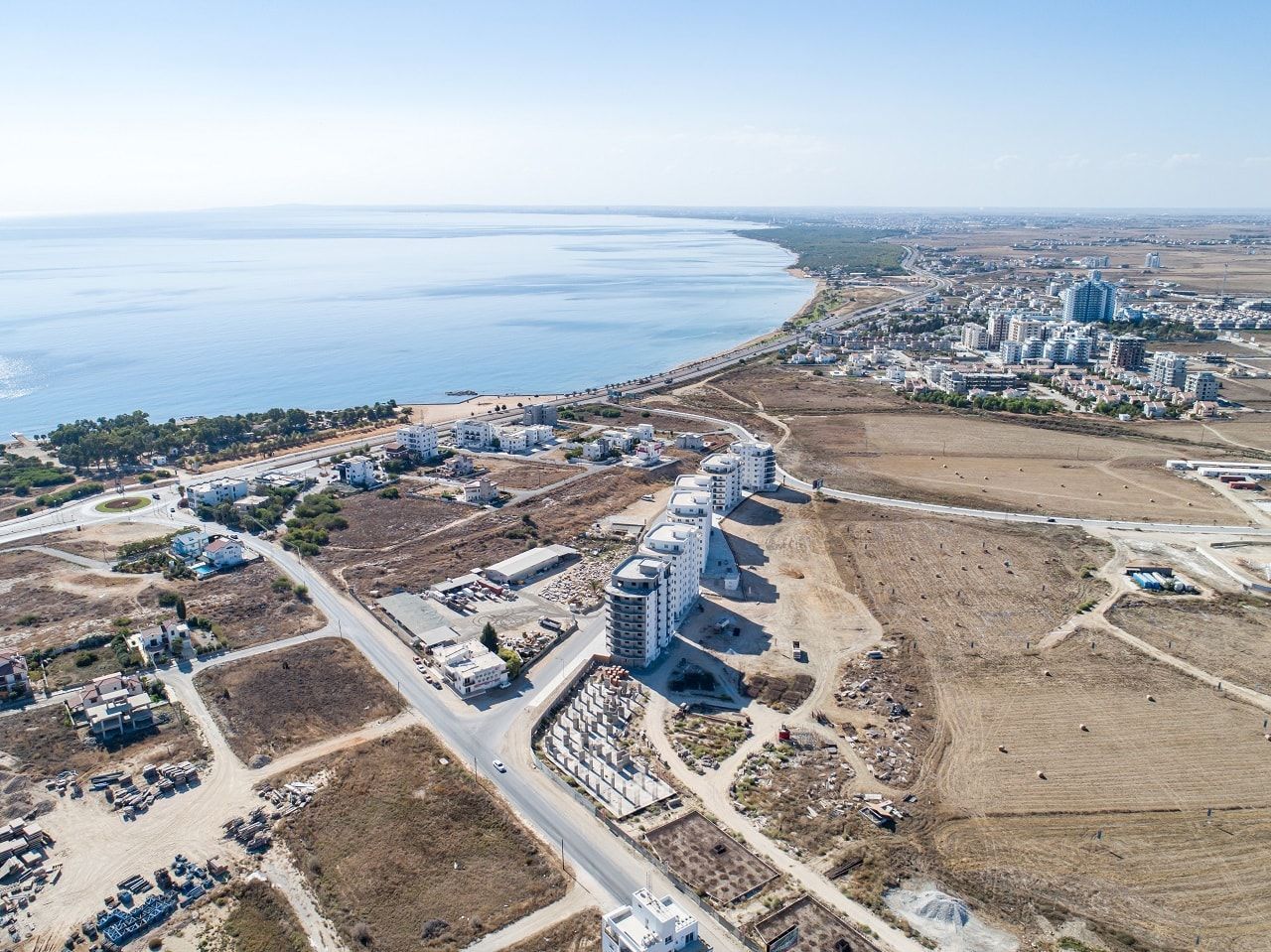 2-комнатные апартаменты 60 м² с мебелью в 250 метрах от песчаного пляжа