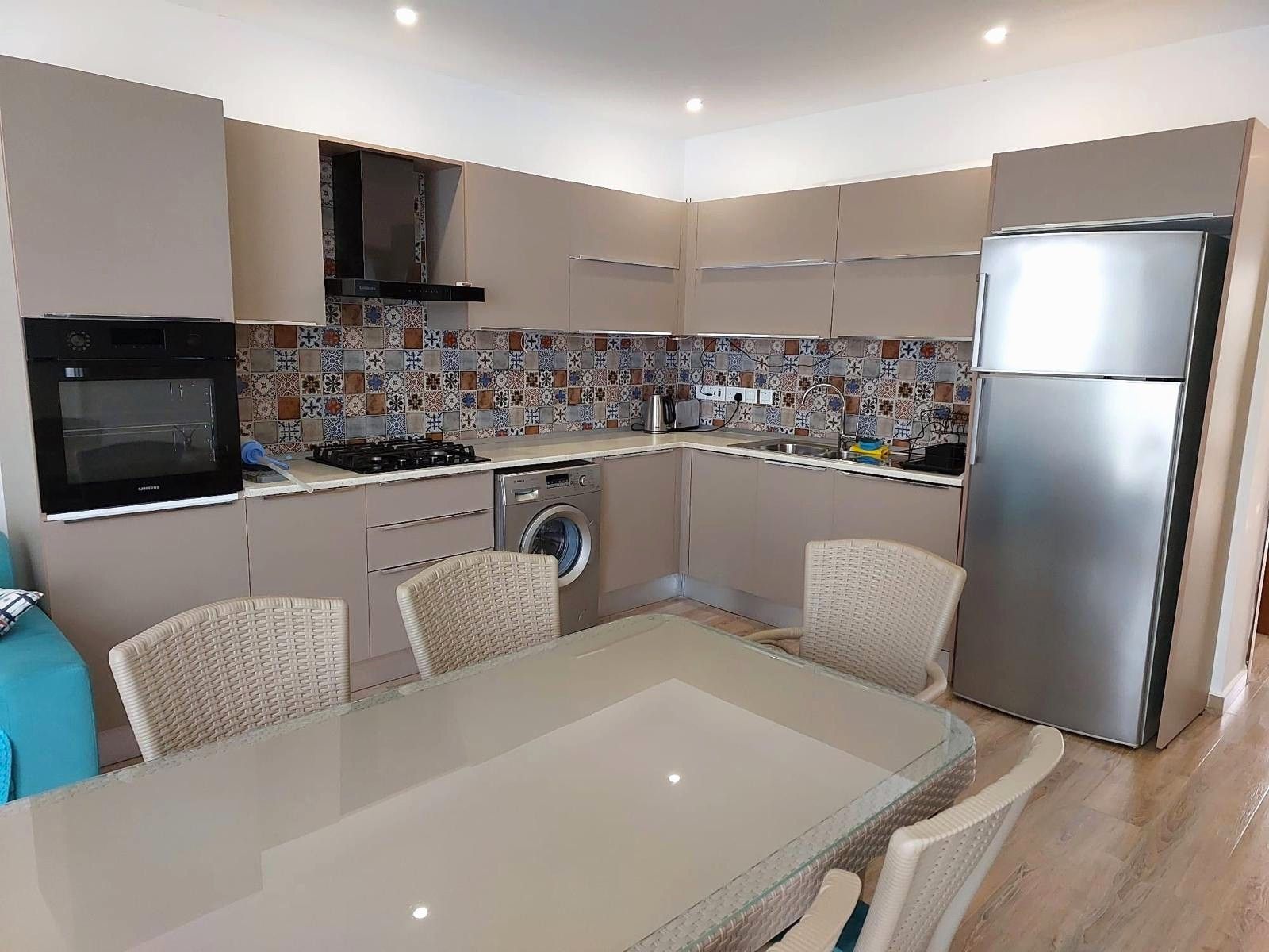 3-комнатные апартаменты 75 м² + 16 м² терраса в комплексе на первой линии от моря — фото 5