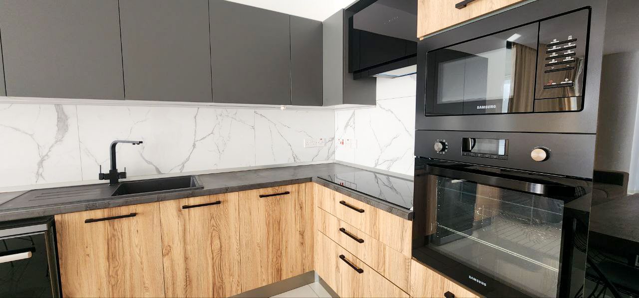 3-комнатный апартаменты 95 м² с террасой на крыше 40 м² и видами на море и горы — фото 6