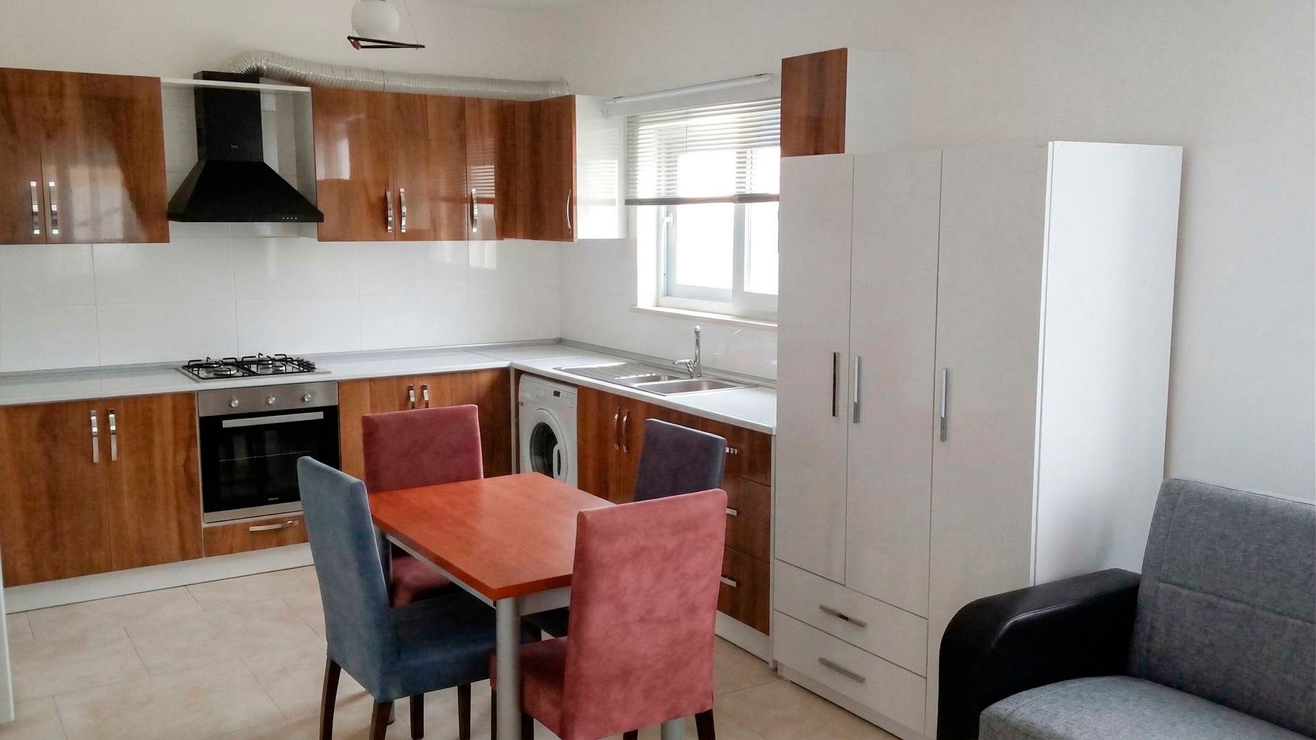 2-комнатные апартаменты 60 м² в 400 метрах от пляжа Лонг Бич — фото 1