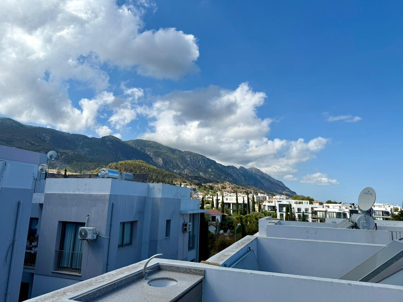 3-комнатный пентхаус 61 м² с террасой на крыше 44 м² полностью меблирован — фото 19