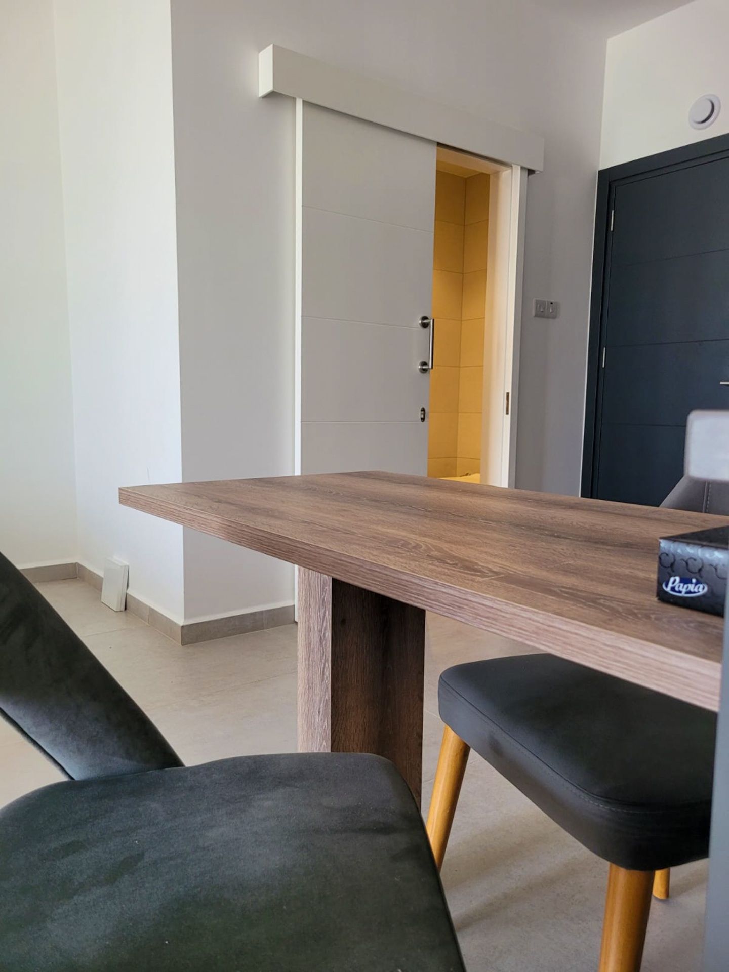 Студия-пентхаус 37 м² с террасой на крыше 18 м² в элитном комплексе на берегу моря — фото 10
